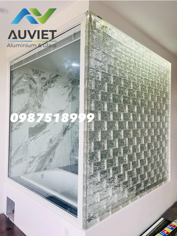 Vách ngăn gạch kính đặc vân mây
