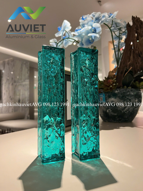 Gạch kính đặc vân mây xanh 240x50x50mm Gạch Kính Đặc Vân Mây Xanh Trang Trí Quầy Lễ Tân, Showroom, Khách Sạn