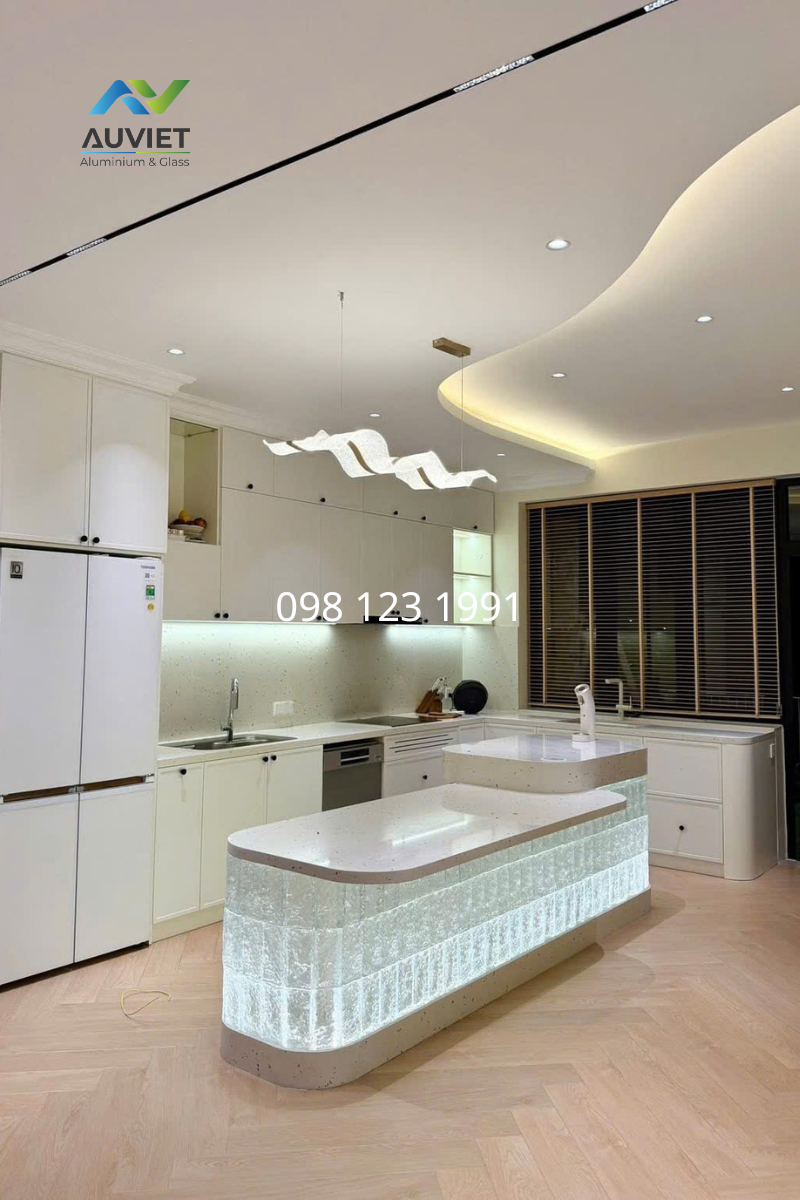 BÀN BẾP KÍNH VÂN MÂY BÀN BẾP KÍNH VÂN MÂY