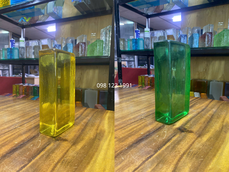 gạch kính đặc vàng ,xanh lá